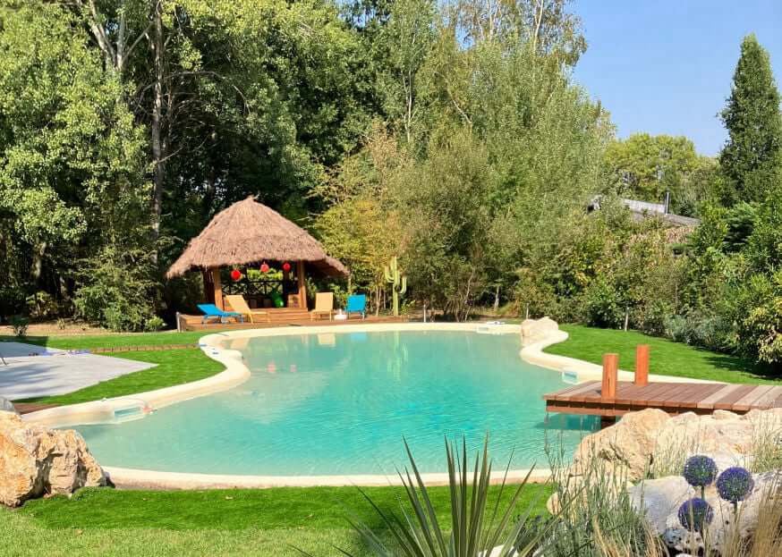 piscine realisee avec notre beton de pierres